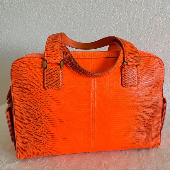 Jimmy Choo neon orange lizard quilted structured bag - Picture 3 of 15